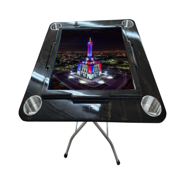 Mesa de Domino del monumento Dominicano - Image 2