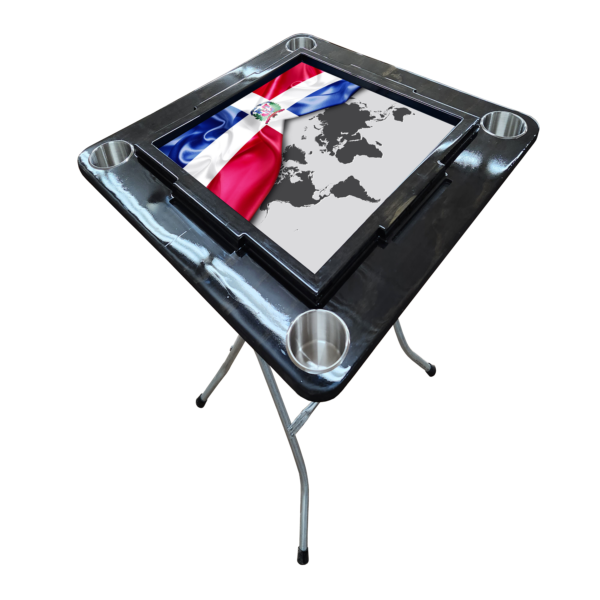 Mesa de Domino con Bandera y mapa Dominicana