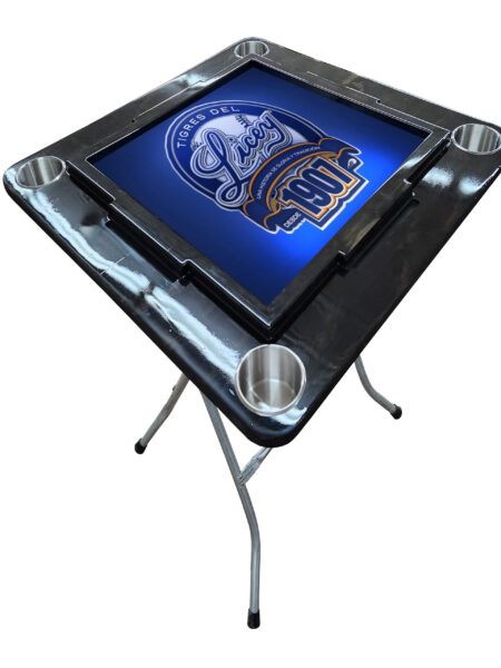 Mesa de Domino de Tigueres del Licey