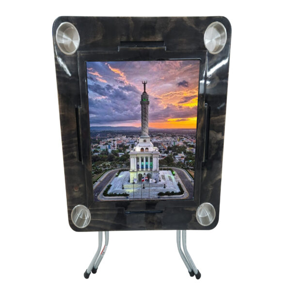 Mesa de Domino del Monumento Dominicano - Image 4