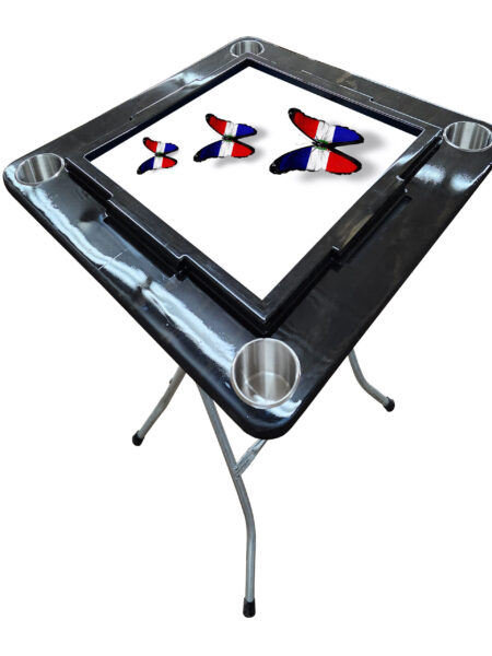 Mesa de Domino de Mariposas y Dominicana